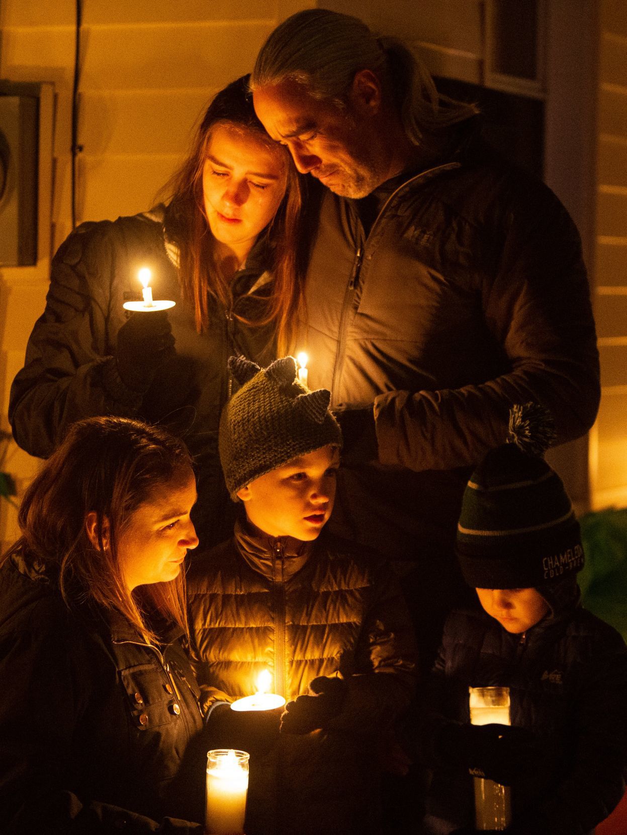Bethalto residents pay respects at candlelight vigil